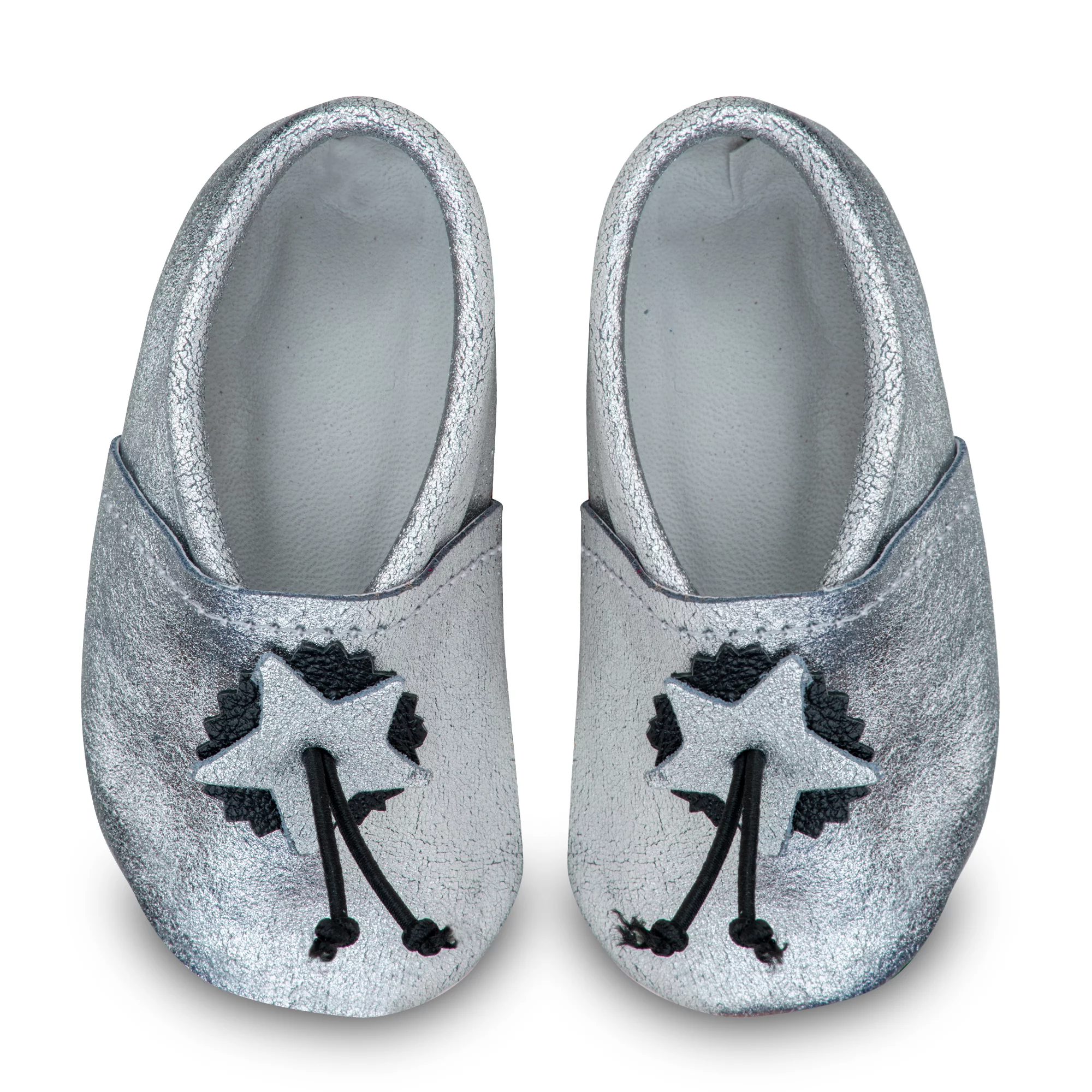 Chaussons souples cuir artisanaux Saadhia coloris argent vu du dessus